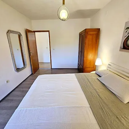 Renovated, Dalmatian Stone House! * Jelsa (Hvar)