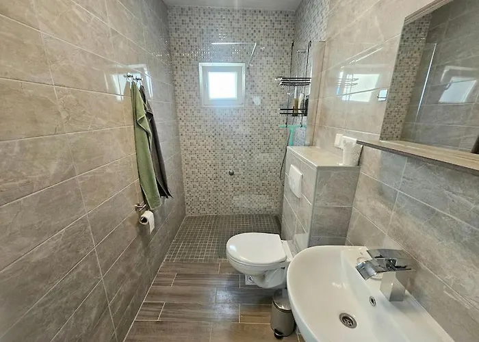 Renovated, Dalmatian Stone House! Apartman Jelsa (Hvar)
