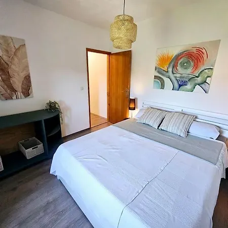 Renovated, Dalmatian Stone House! Apartment Jelsa (Hvar)